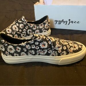 Gypsy jazz sneaker!!!
